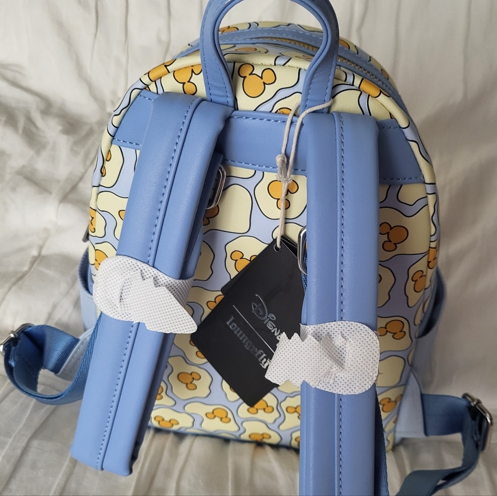 NWT Loungefly Waffle Scented Disney Mickey Mouse Backpack and Matching Wallet - Picture 9 of 16